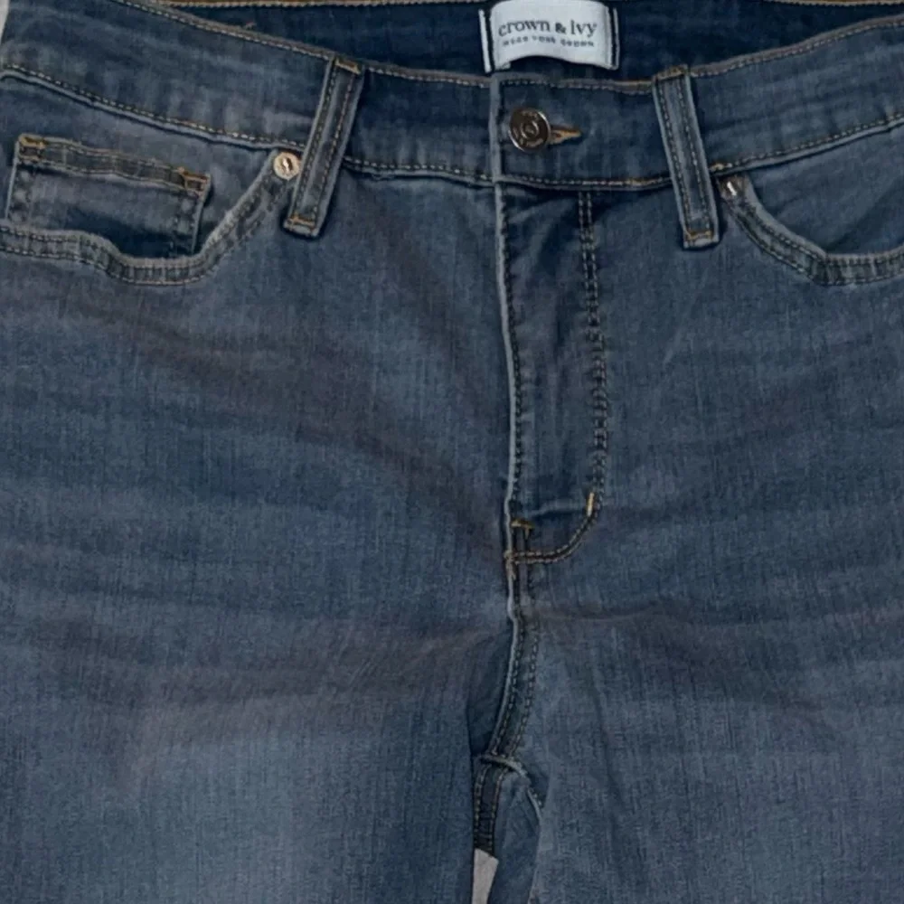 Crown & Ivy High Rise Skinny Crop Jeans - Picture 2 of 3